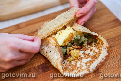 Блин фермерский (с картофельным пюре и беконом) Блин фермерский (с картофельным пюре и беконом)