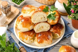 Быстрые пирожки в духовке Быстрые пирожки в духовке