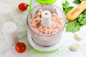 Домашние колбаски из свинины Домашние колбаски из свинины