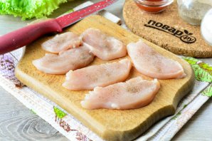 Бургер с курицей, яблоком и сыром Бургер с курицей, яблоком и сыром