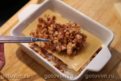 Лазанья с рыбным фаршем из лосося и жареным беконом Лазанья с рыбным фаршем из лосося и жареным беконом