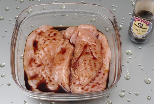 Салат «Цезарь» с курицей Салат «Цезарь» с курицей