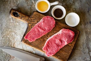 Нежная говядина под ягодным соусом Нежная говядина под ягодным соусом