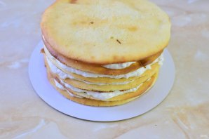 Торт «Молочная девочка» с бананами Торт «Молочная девочка» с бананами