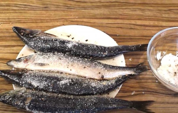 Селёдка солёная в домашних условиях очень вкусная
Селёдка солёная в домашних условиях очень вкусная