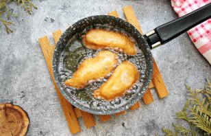 Молоки горбуши, жареные в кляре