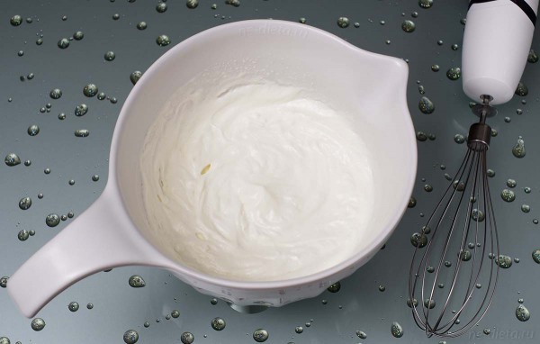 Желе двухслойное сливочно-фруктовое Желе двухслойное сливочно-фруктовое