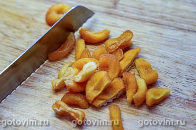 Солянка из квашеной и свежей капусты с нутом и курагой Солянка из квашеной и свежей капусты с нутом и курагой