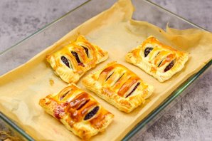 Слойки с ежевикой Слойки с ежевикой