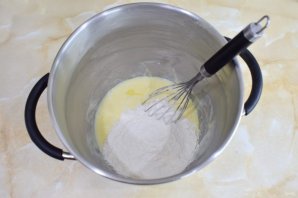 Торт «Молочная девочка» с бананами Торт «Молочная девочка» с бананами