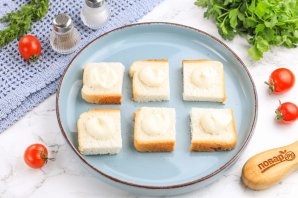 Канапе с семгой на шпажках Канапе с семгой на шпажках