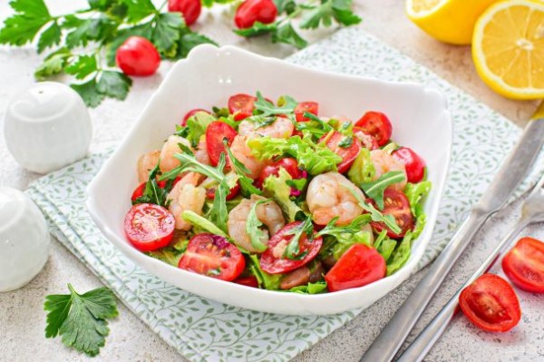 Салат с креветками по-французски Салат с креветками по-французски