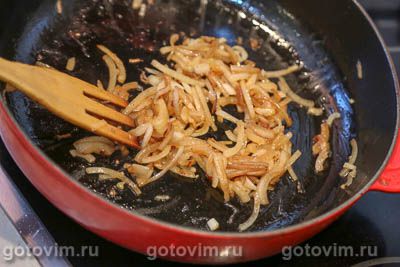 Свинина под шубой из сыра и вареного яйца Свинина под шубой из сыра и вареного яйца