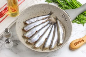 Заливной пирог с мойвой Заливной пирог с мойвой