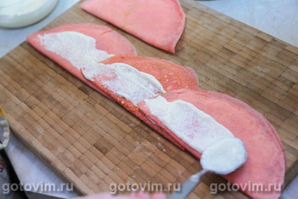 Блинный торт «Роза» с заварным кремом Блинный торт «Роза» с заварным кремом