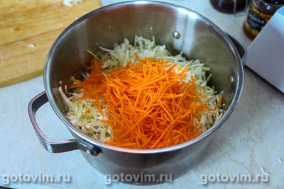 Квашеная капуста со свеклой (сухой способ) Квашеная капуста со свеклой (сухой способ)