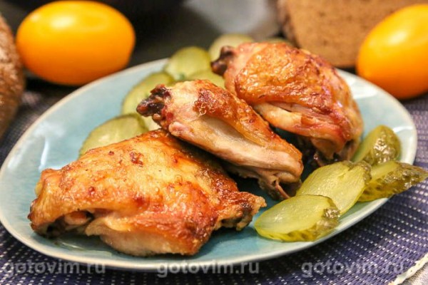 Куриные бедра в рассоле, запеченные в духовке