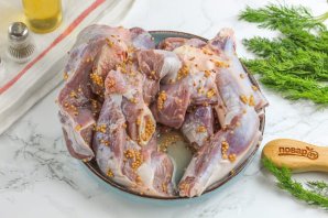 Баранья нога в духовке с овощами Баранья нога в духовке с овощами