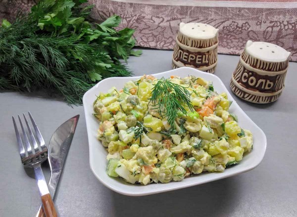 Салат «Столичный» с курицей