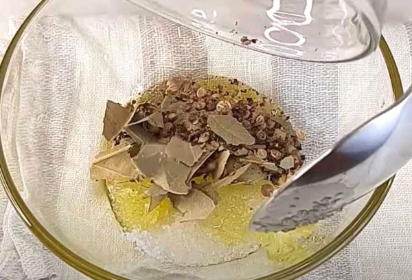 Селёдка солёная в домашних условиях очень вкусная
Селёдка солёная в домашних условиях очень вкусная