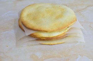 Торт «Молочная девочка» с бананами Торт «Молочная девочка» с бананами