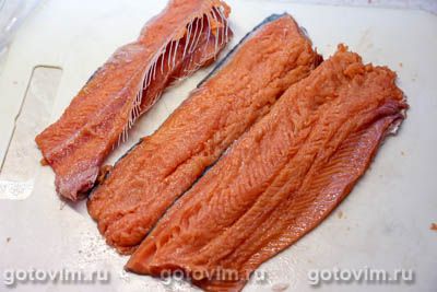 Лосось с лимонным маслом в духовке 