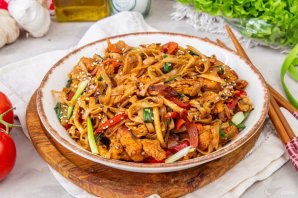 Лапша удон с индейкой Лапша удон с индейкой