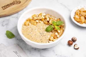 Амарантовая каша с грушей и фундуком Амарантовая каша с грушей и фундуком