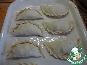 Слоеные пирожки с мясом "Эмпанадас" Слоеные пирожки с мясом "Эмпанадас"