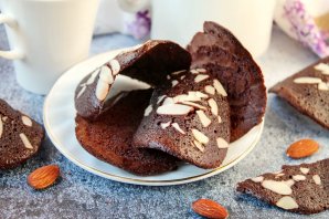 Шоколадные чипсы с миндалем Шоколадные чипсы с миндалем