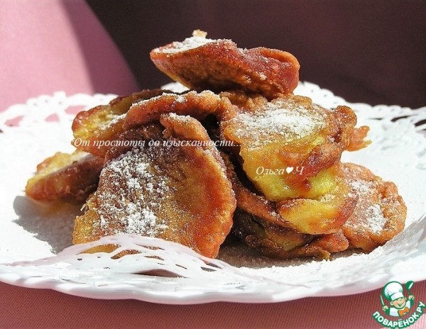 Яблоки в пряном кляре