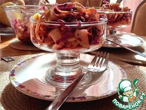 Овощной салат с киви и яблоком