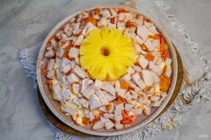 Салат "Ананасовое кольцо" Салат "Ананасовое кольцо"