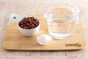 Компот из шиповника сушеного Компот из шиповника сушеного