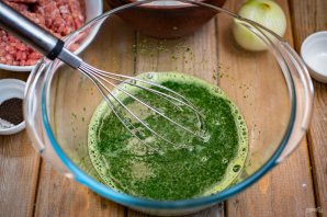 Зелёные пельмени со шпинатом