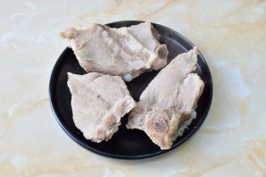 "Харчо" со свининой и солеными огурцами "Харчо" со свининой и солеными огурцами