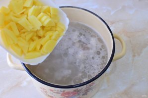 "Харчо" со свининой и солеными огурцами "Харчо" со свининой и солеными огурцами