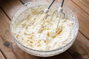 Шоколадный торт с кремом из маскарпоне Шоколадный торт с кремом из маскарпоне