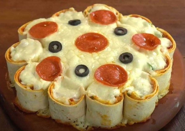 
Пицца в домашних условиях в духовке – 7 рецептов приготовления пиццы-ролл пошагово	