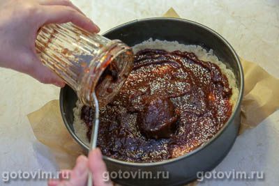 Постный тертый пирог с вареньем