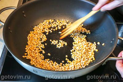 Попкорн с сыром на сковороде
