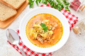 "Харчо" со свининой и солеными огурцами "Харчо" со свининой и солеными огурцами