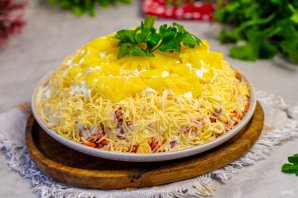 Салат "Ананасовое кольцо" Салат "Ананасовое кольцо"