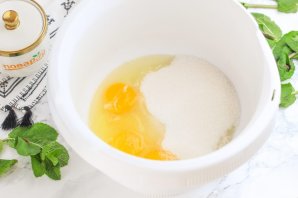 Пушистый пирог с грушей Пушистый пирог с грушей