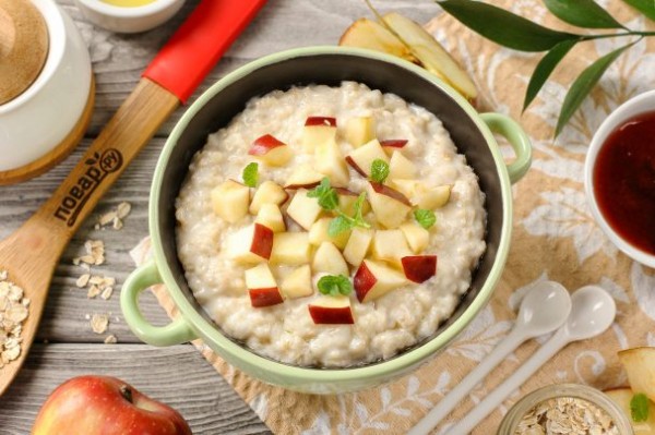 Геркулесовая каша на молоке Геркулесовая каша на молоке