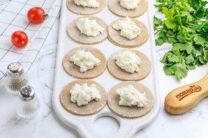 Вареники на гречневой муке Вареники на гречневой муке