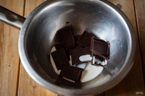 Блинный торт с кремом чиз Блинный торт с кремом чиз