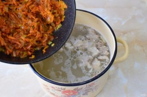 "Харчо" со свининой и солеными огурцами "Харчо" со свининой и солеными огурцами