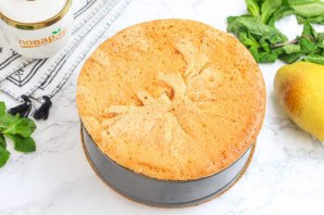 Пушистый пирог с грушей Пушистый пирог с грушей