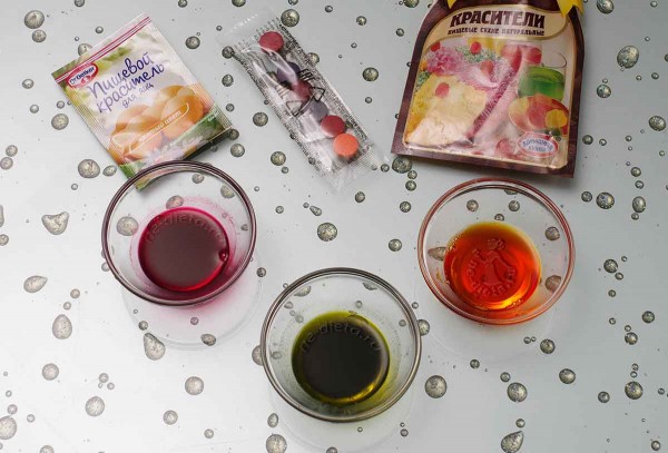 Окраска яиц на Пасху с помощью риса Окраска яиц на Пасху с помощью риса